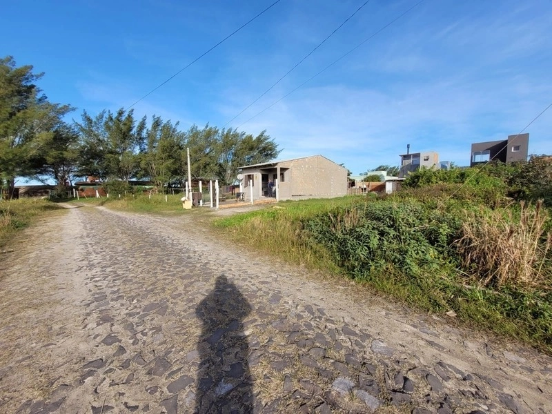 TERRENO 30 METROS DA BEIRA MAR: 1ª foto da galeria de imagens do imóvel