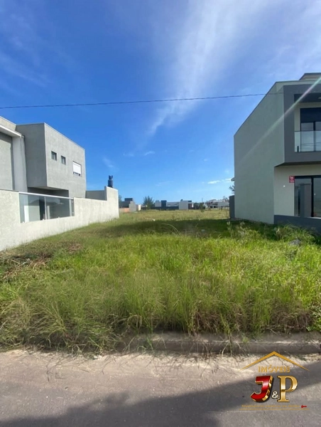 Terreno extremamente bem localizado a poucos passos do mar: 3ª foto da galeria de imagens do imóvel