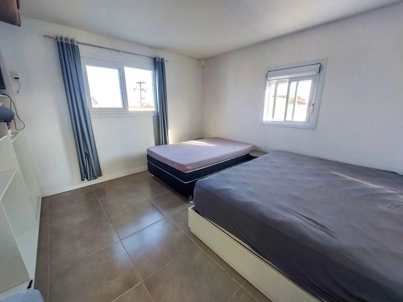 CASA ENCANTADORA COM PISCINA!: 3ª foto da galeria de imagens do imóvel