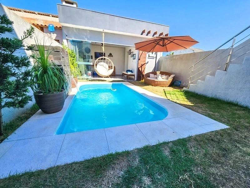 CASA ENCANTADORA COM PISCINA!: 11ª foto da galeria de imagens do imóvel