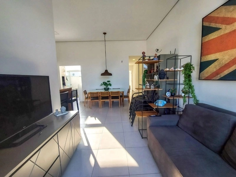 CASA ENCANTADORA COM PISCINA!: 23ª foto da galeria de imagens do imóvel