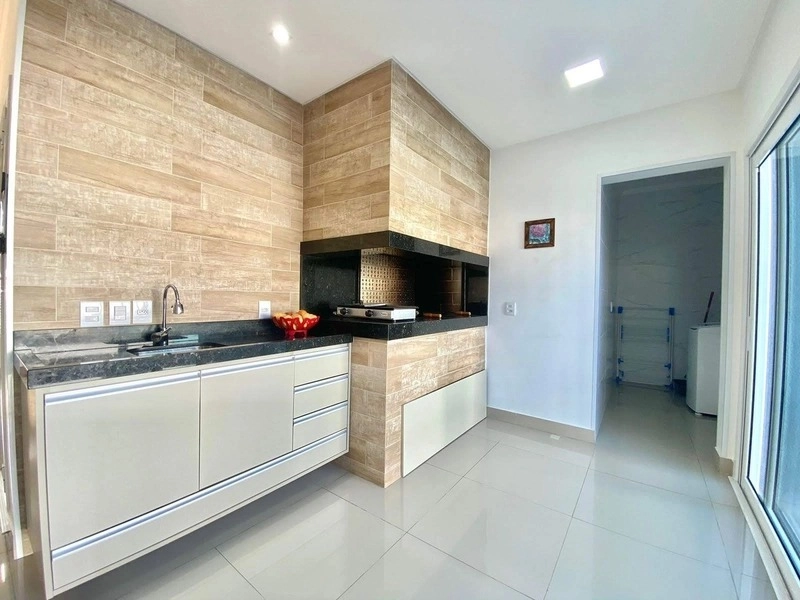 Casa 4 dormitórios com piscina no bairro zona norte: 21ª foto da galeria de imagens do imóvel