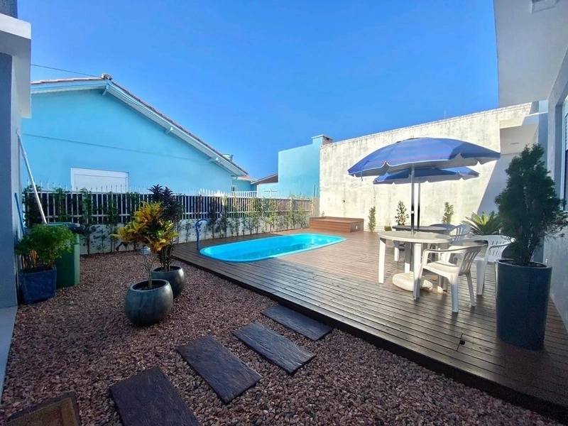 Casa 4 dormitórios com piscina no bairro zona norte: 25ª foto da galeria de imagens do imóvel