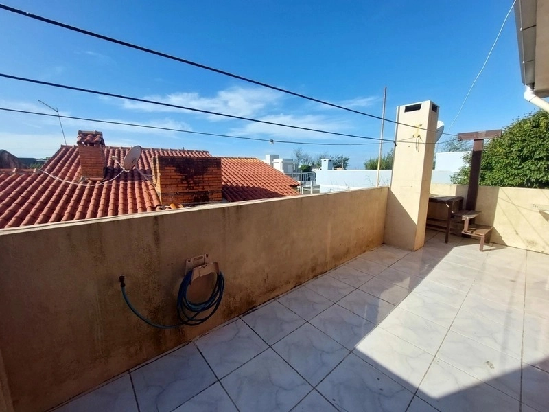 EXCELENTE SOBRADO- EM ÓTIMA LOCALIZAÇÃO PRÓXIMO AO MAR!!!: 35ª foto da galeria de imagens do imóvel