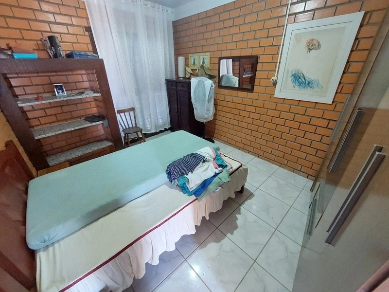 EXCELENTE SOBRADO- EM ÓTIMA LOCALIZAÇÃO PRÓXIMO AO MAR!!!: 41ª foto da galeria de imagens do imóvel