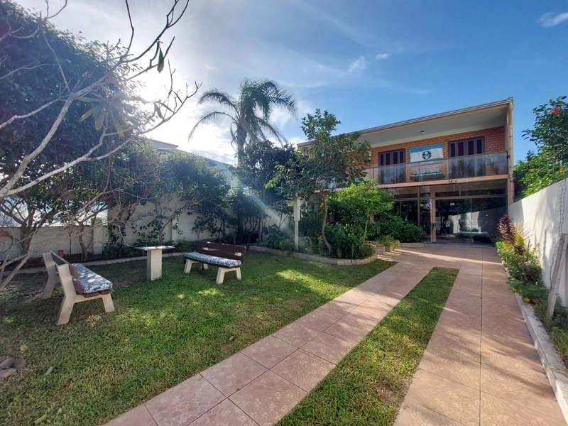 EXCELENTE SOBRADO- EM ÓTIMA LOCALIZAÇÃO PRÓXIMO AO MAR!!!: 2ª foto da galeria de imagens do imóvel