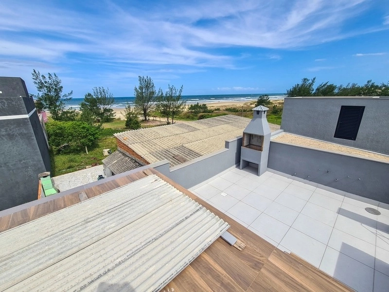 Casa estilo condomínio com 3 dormitórios: 1ª foto da galeria de imagens do imóvel