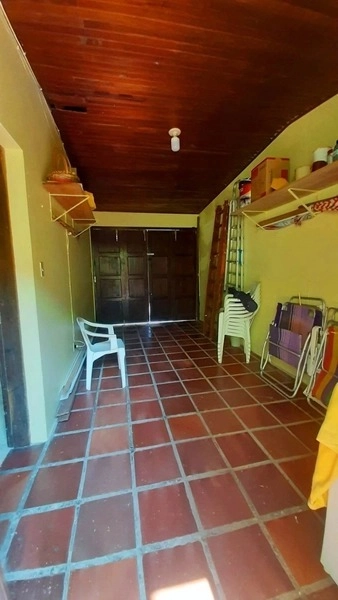 Ótima casa 1 quadra do mar 3 dormitórios + dependência - ampla: 6ª foto da galeria de imagens do imóvel