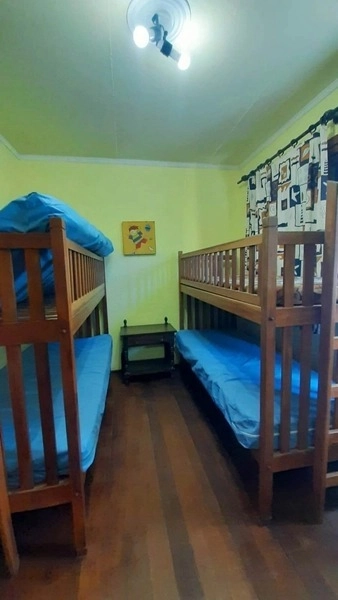 Ótima casa 1 quadra do mar 3 dormitórios + dependência - ampla: 1ª foto da galeria de imagens do imóvel