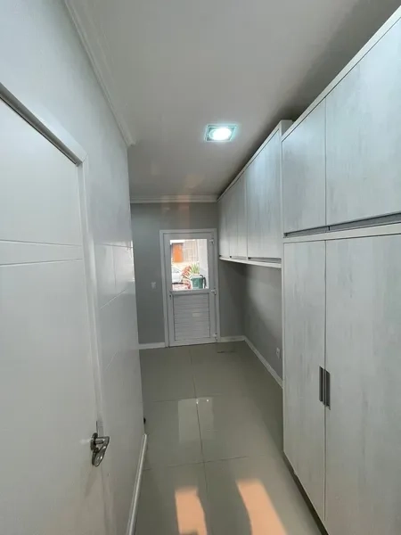 Casa com 3 suítes e piscina no condomínio Ihas Resort: 3ª foto da galeria de imagens do imóvel