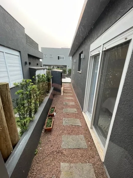 Casa com 3 suítes e piscina no condomínio Ihas Resort: 5ª foto da galeria de imagens do imóvel