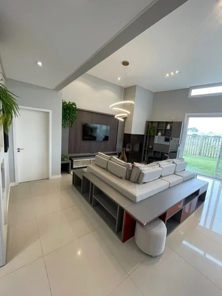 Casa com 3 suítes e piscina no condomínio Ihas Resort: 10ª foto da galeria de imagens do imóvel