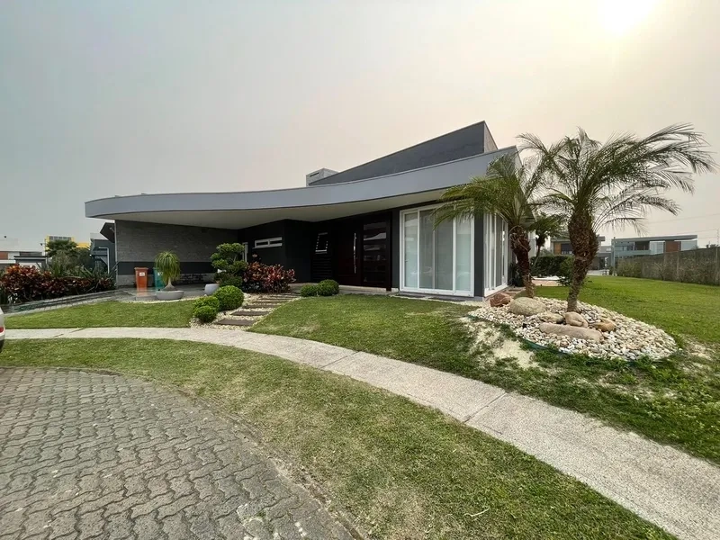 Casa com 3 suítes e piscina no condomínio Ihas Resort: 30ª foto da galeria de imagens do imóvel