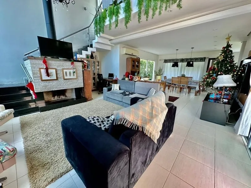 Casa mobiliada e decorada com 3 suítes no condomínio Condado: 24ª foto da galeria de imagens do imóvel