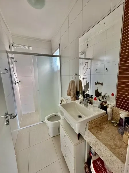 Casa mobiliada e decorada com 3 suítes no condomínio Condado: 3ª foto da galeria de imagens do imóvel