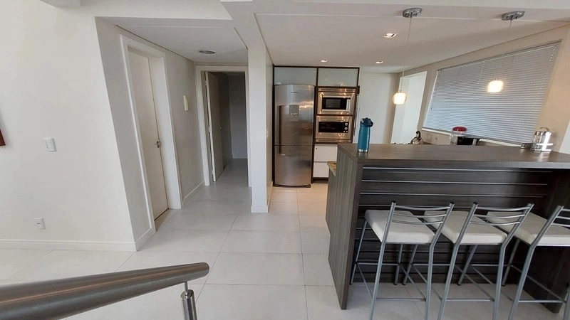 Casa com 4 dormitórios e piscina no condomínio Dubai: 4ª foto da galeria de imagens do imóvel