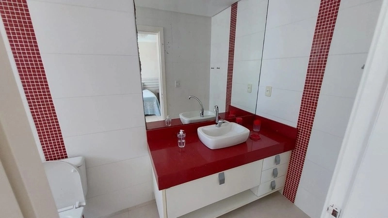 Casa com 4 dormitórios e piscina no condomínio Dubai: 22ª foto da galeria de imagens do imóvel