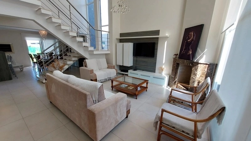 Casa com 4 dormitórios e piscina no condomínio Dubai: 31ª foto da galeria de imagens do imóvel