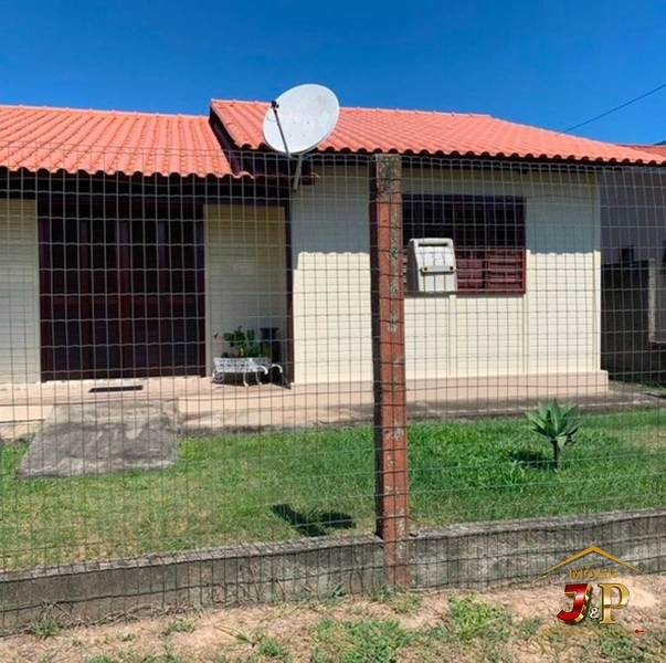 Casa aconchegante, com 2 dormitórios e grande terreno: 15ª foto da galeria de imagens do imóvel