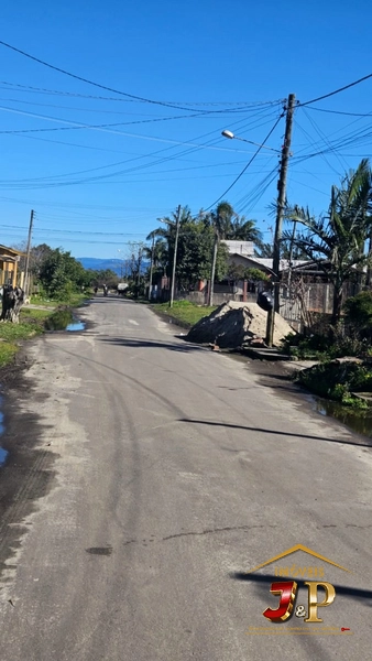 Terreno bem localizado, pronto para construir: 1ª foto da galeria de imagens do imóvel
