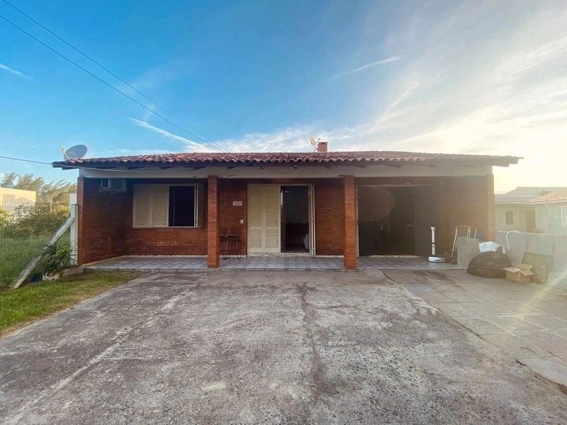 Casa com 3 dormitórios a 2 quadras do mar: 18ª foto da galeria de imagens do imóvel