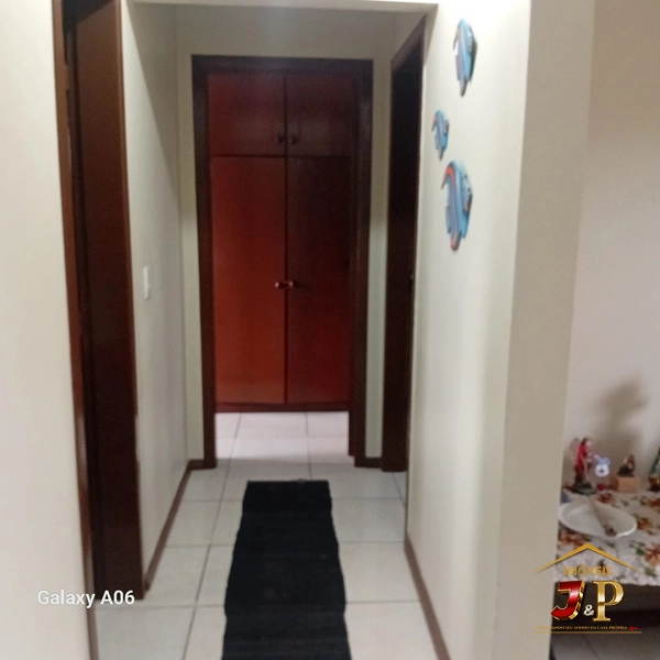A casa 2 dormitórios lado mar por apenas 260 mil: 3ª foto da galeria de imagens do imóvel