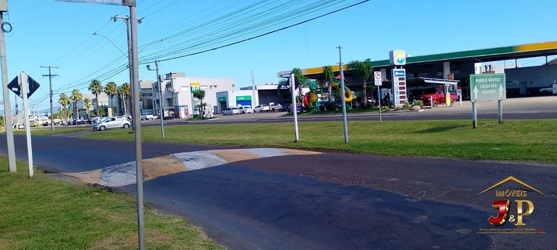 Ponto comercial ao lado da avenida central: 1ª foto da galeria de imagens do imóvel