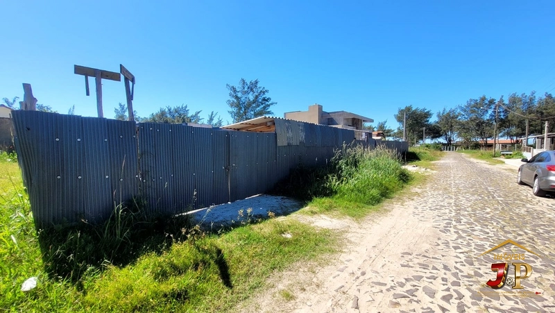 Terreno na Guarani - A 100 metros do mar!: 3ª foto da galeria de imagens do imóvel