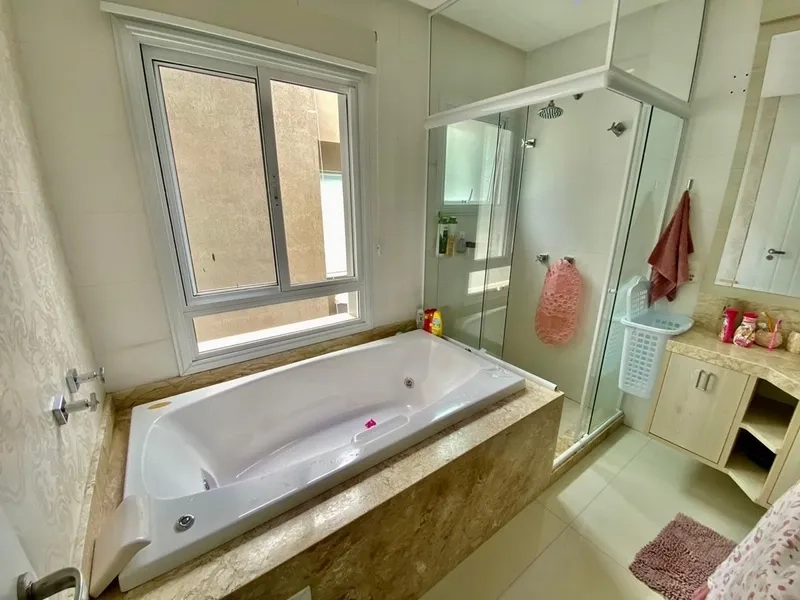 Casa dos sonhos no condomínio Dubai com 5 suítes e piscina: 7ª foto da galeria de imagens do imóvel