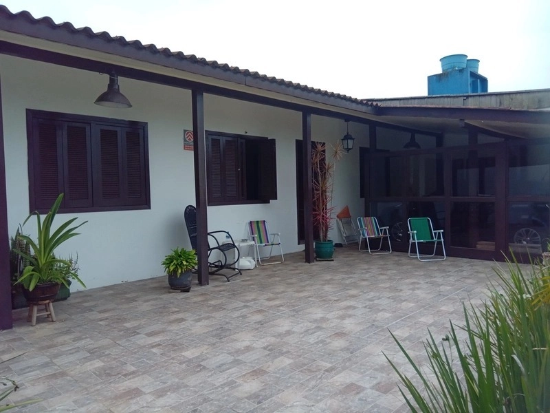 Ampla casa - 4 quadras do mar!!!: 2ª foto da galeria de imagens do imóvel