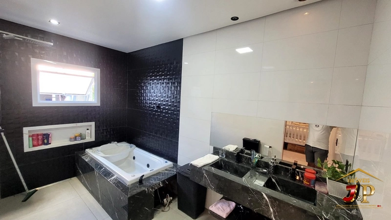 Casa à Venda em Capão Novo - Village: 19ª foto da galeria de imagens do imóvel