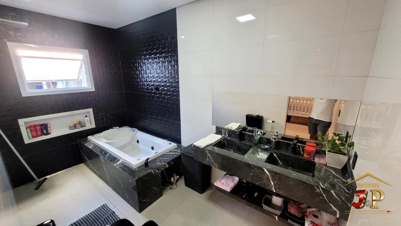 Casa à Venda em Capão Novo - Village: 16ª foto da galeria de imagens do imóvel