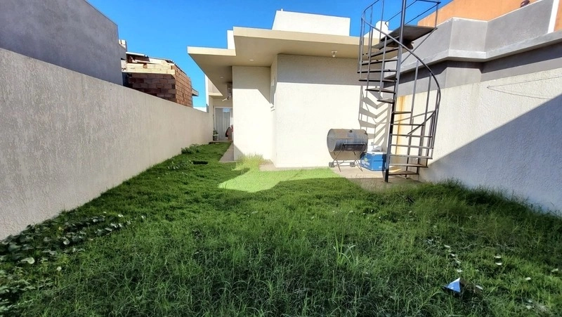 CASA 2 DORMITÓRIOS (1 SUÍTE) - 1 QUADRA DO MAR - ROOFTOP COM VISTA MAR: 13ª foto da galeria de imagens do imóvel