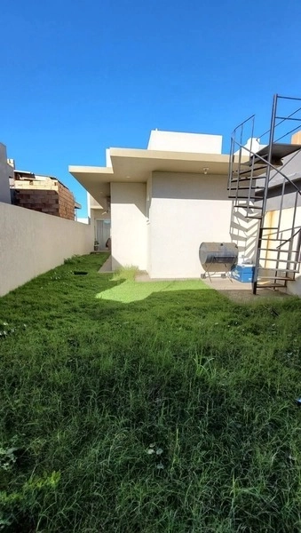 CASA 2 DORMITÓRIOS (1 SUÍTE) - 1 QUADRA DO MAR - ROOFTOP COM VISTA MAR: 9ª foto da galeria de imagens do imóvel