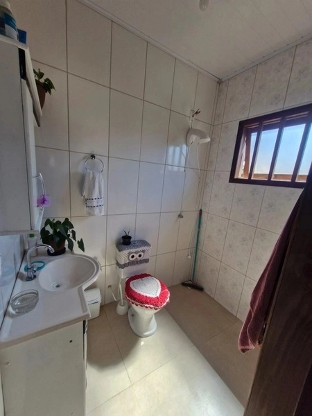 Casa perto da praia com 3 dormitórios: 18ª foto da galeria de imagens do imóvel
