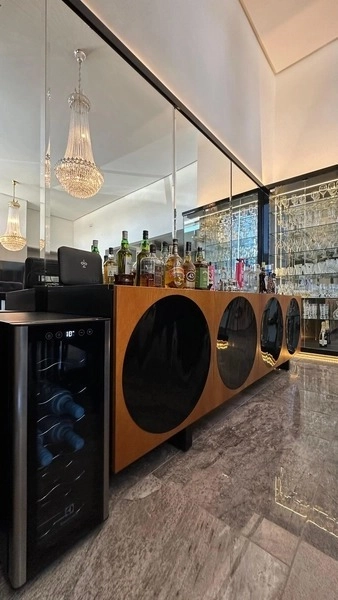 Casa com 3 suítes no condomínio Dubai: 3ª foto da galeria de imagens do imóvel