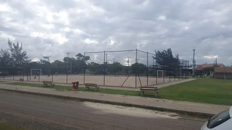 Linda casa em frente à praça!: 6ª foto da galeria de imagens do imóvel
