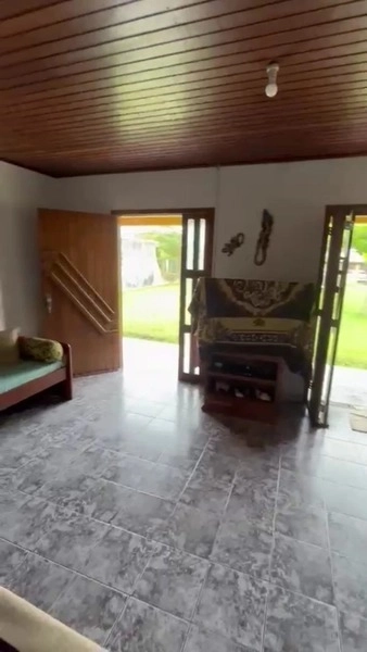 CASA COM 2 TERRENOS MUITO BEM LOCALIZADA NO ARAÇÁ -CAPÃO DA CANOA: 2ª foto da galeria de imagens do imóvel