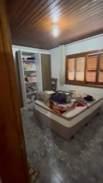 CASA COM 2 TERRENOS MUITO BEM LOCALIZADA NO ARAÇÁ -CAPÃO DA CANOA: 5ª foto da galeria de imagens do imóvel