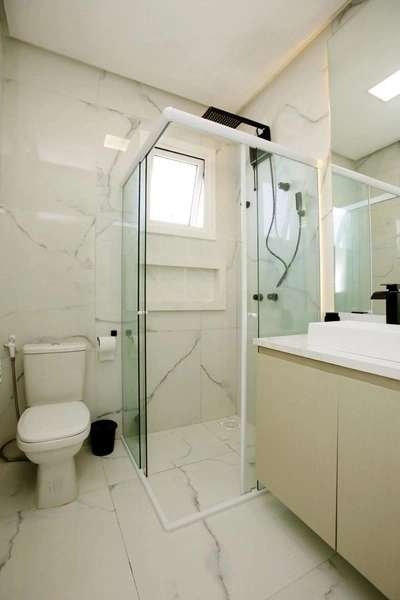 Casa com padrão único com 3 dormitórios e piscina no bairro Zona Nova: 20ª foto da galeria de imagens do imóvel