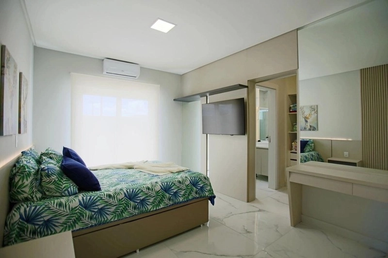 Casa com padrão único com 3 dormitórios e piscina no bairro Zona Nova: 9ª foto da galeria de imagens do imóvel