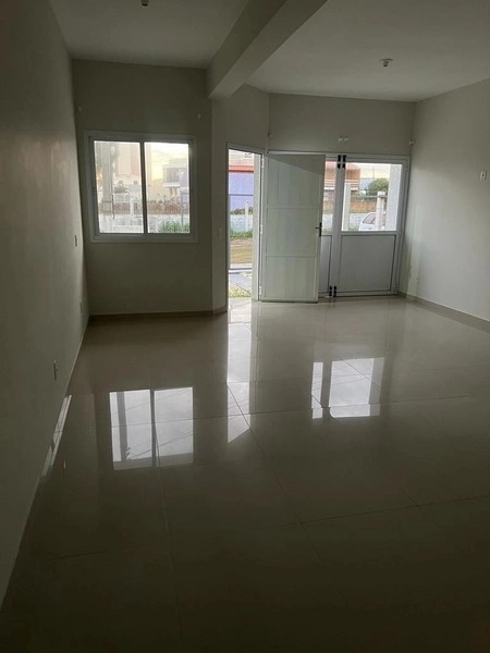 Casa com 3 dormitórios e vista eterna para o mar: 5ª foto da galeria de imagens do imóvel