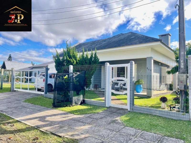 Casa incrível com 3 dormitórios à 3 quadras do mar: 31ª foto da galeria de imagens do imóvel
