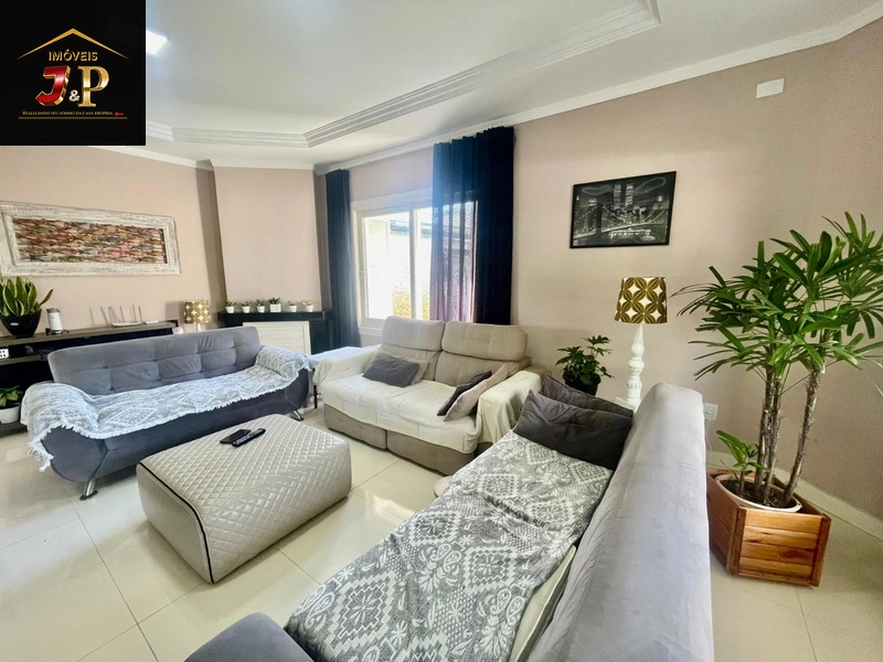 Casa incrível com 3 dormitórios à 3 quadras do mar: 18ª foto da galeria de imagens do imóvel
