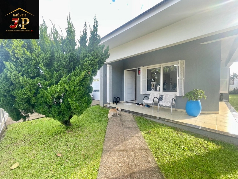 Casa incrível com 3 dormitórios à 3 quadras do mar: 28ª foto da galeria de imagens do imóvel