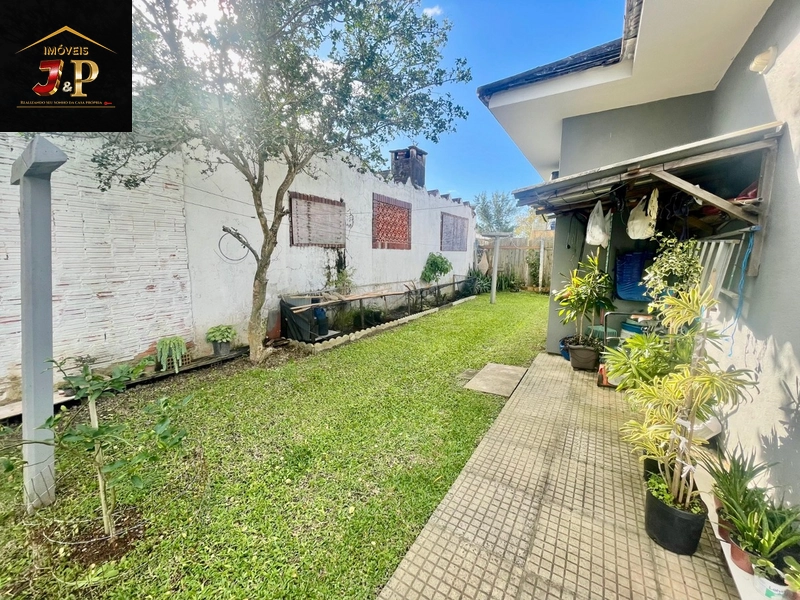 Casa incrível com 3 dormitórios à 3 quadras do mar: 1ª foto da galeria de imagens do imóvel