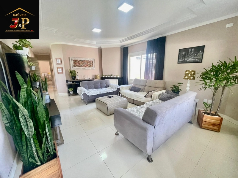 Casa incrível com 3 dormitórios à 3 quadras do mar: 29ª foto da galeria de imagens do imóvel
