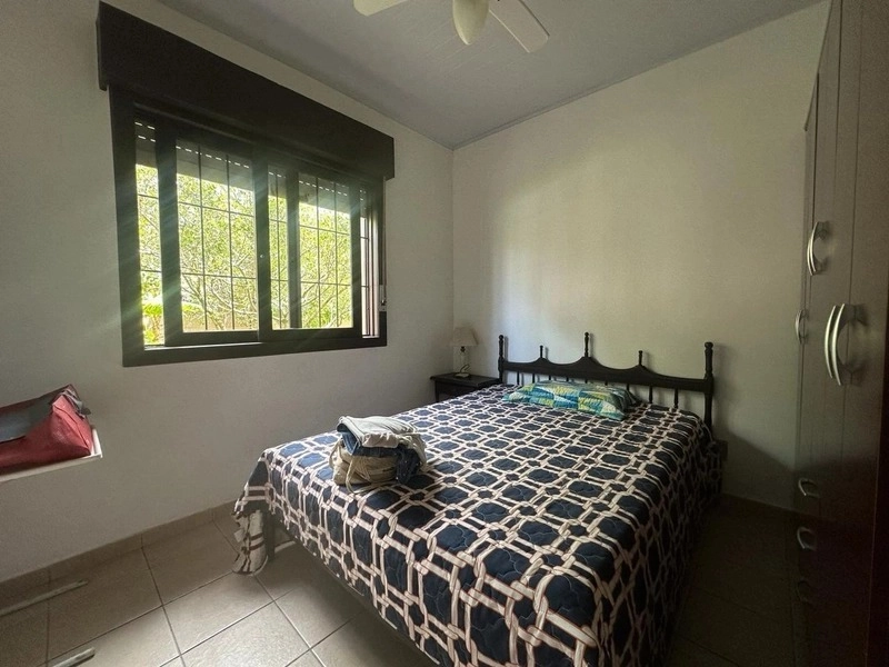 Casa com 3 dormitórios e 3 terrenos, a poucos passos do mar: 9ª foto da galeria de imagens do imóvel