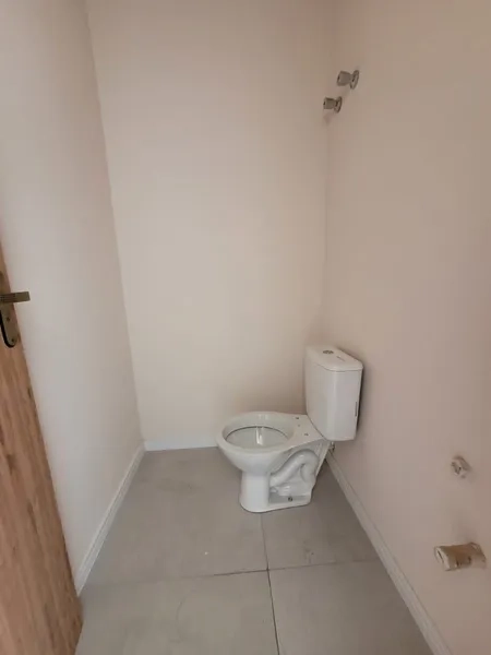 CASA GEMINADA ACONCHEGANTE- JARDIM BEIRA MAR: 5ª foto da galeria de imagens do imóvel