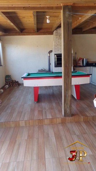 Casa com 2 dormitórios e grande terreno: 7ª foto da galeria de imagens do imóvel